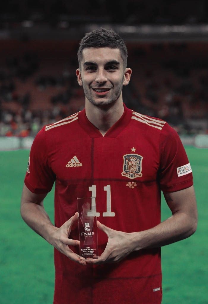 Fran Torres HD wallpaper