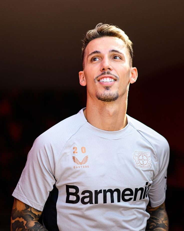 Alejandro Grimaldo wallpaper 4k 