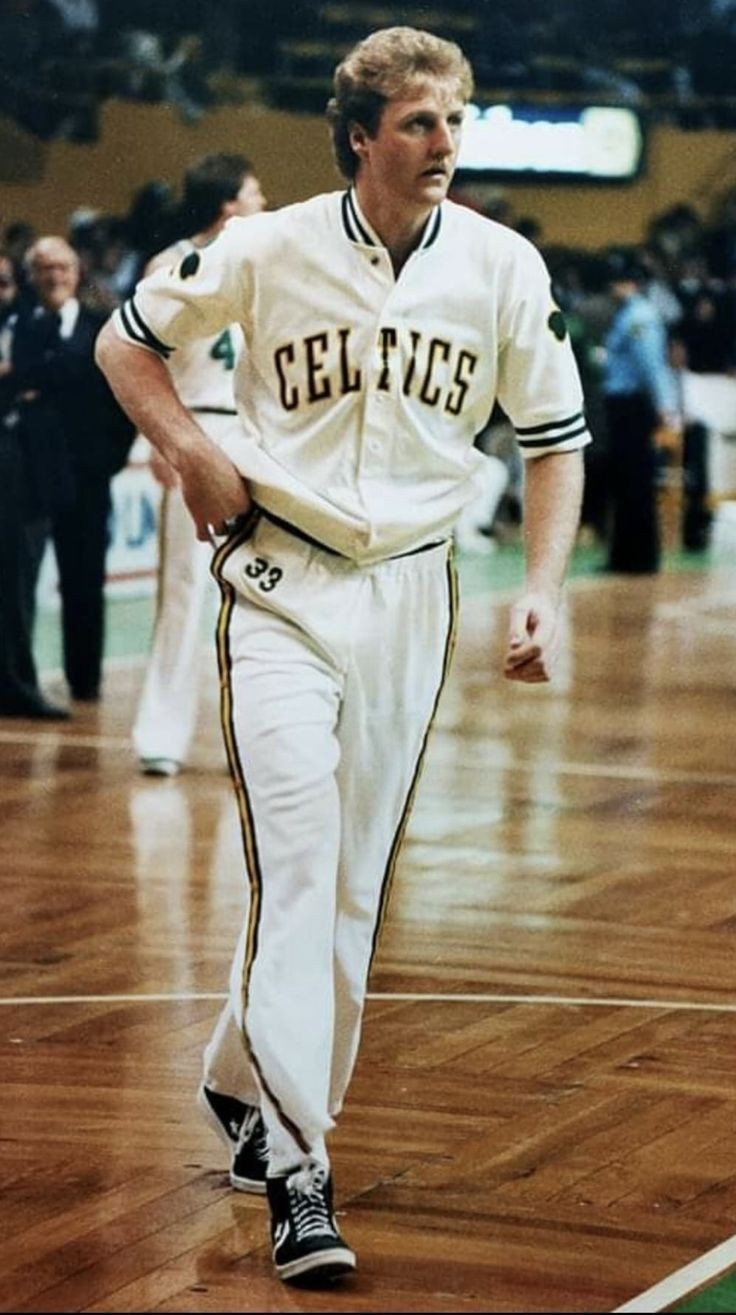 wallpaper for laptop Larry Bird
