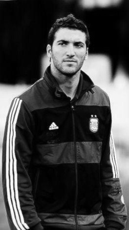 Gonzalo higuain wallpaper for phone 