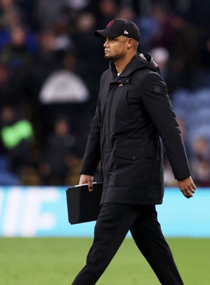 Vincent Kompany wallpaper for laptop