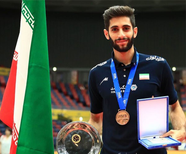 میلاد عبادی پور عکس