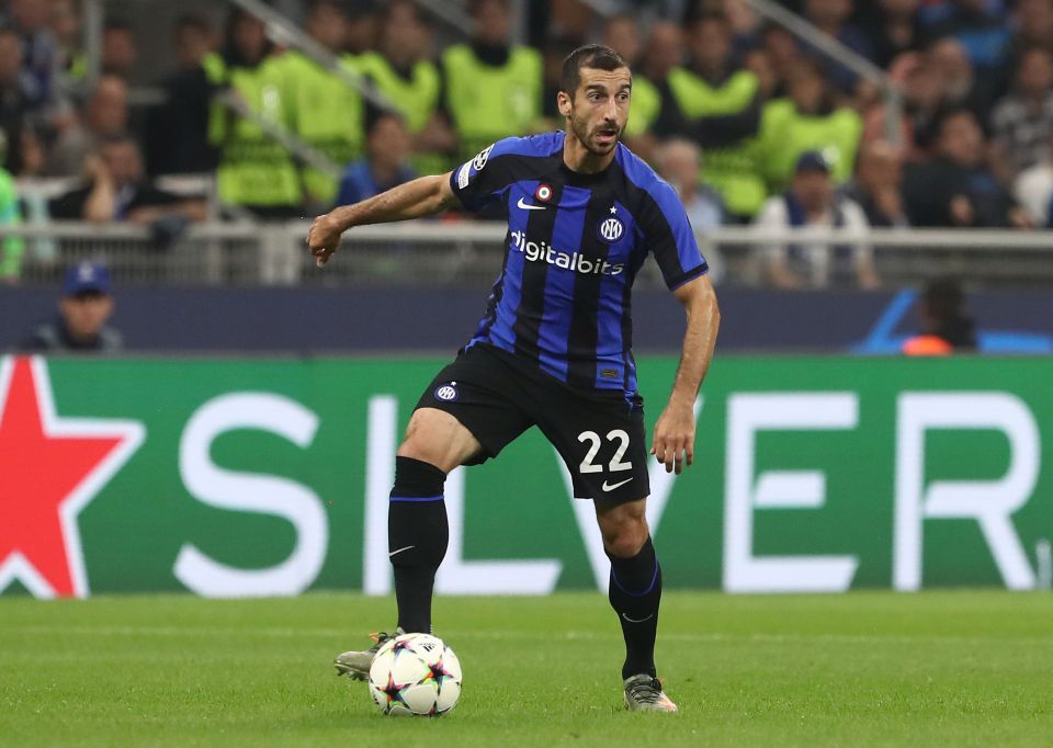 wallpaper for laptop Henrikh Mkhitaryan