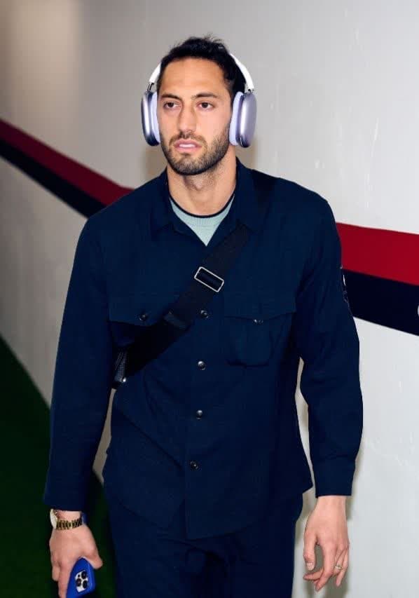 عکس پروفایل Hakan Çalhanoğlu