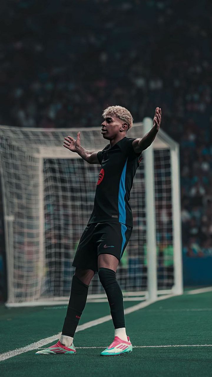 Lamine Yamal wallpaper 4k