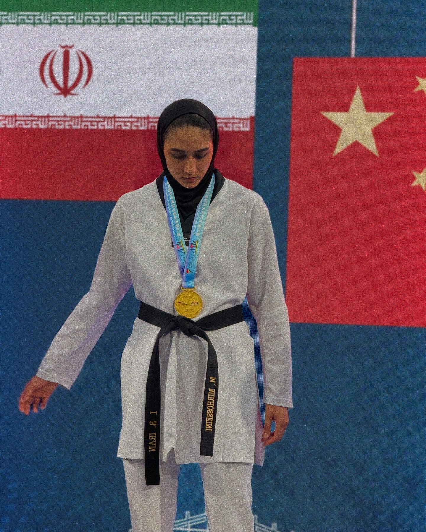 عکس ملیکا میرحسینی