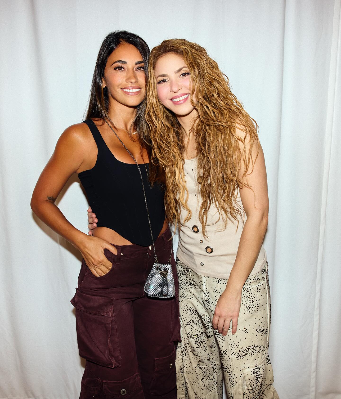 antonela roccuzzo with shakira