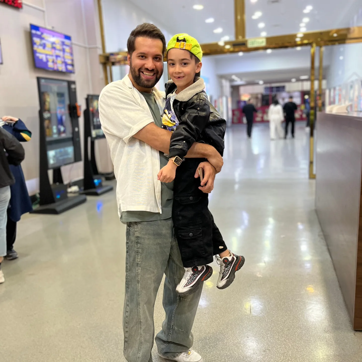 عکس محمدامین کریم پور و دوستاش عکس محمدامین کریم پور و دوستاش