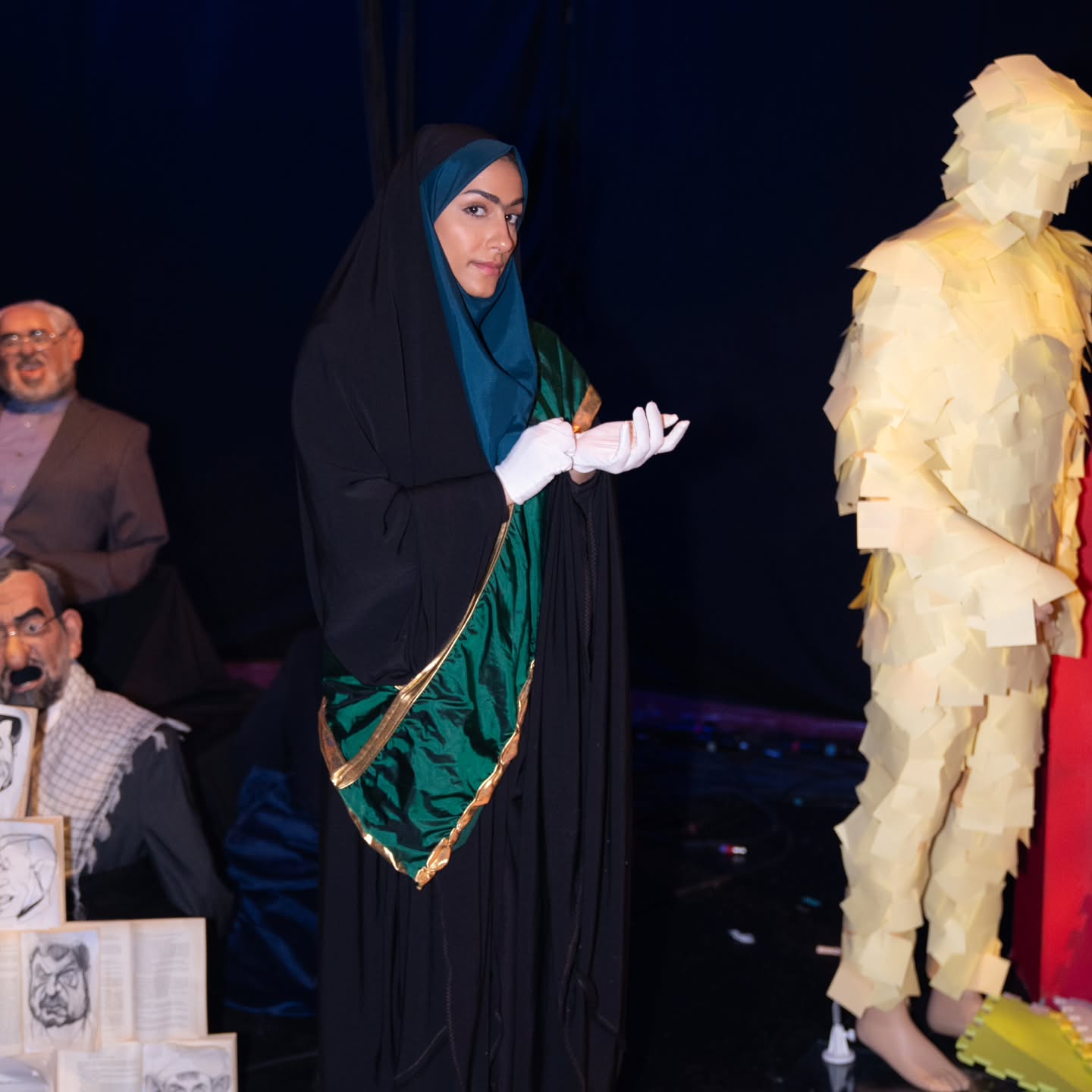 عکس‌های رسمی و پرسنلی آرزو علی زلفی 