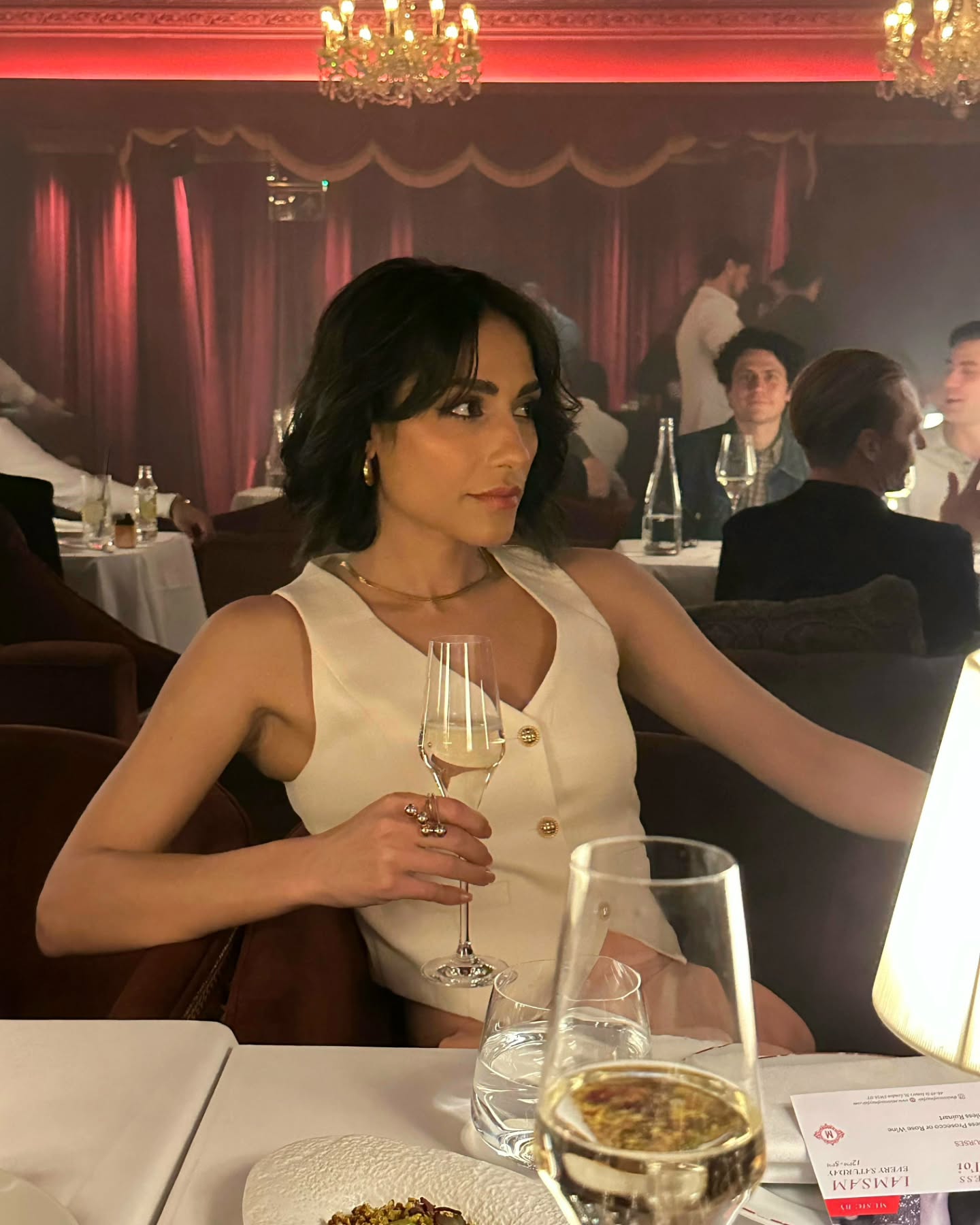 عکس سکسی دختر خوش اندام 