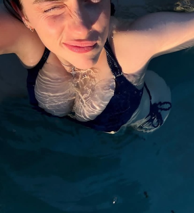 عکس لخت بیلی آیلیش