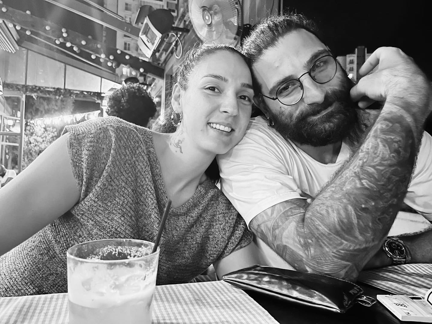 همسر بشرا جانسو همسر بشرا جانسو