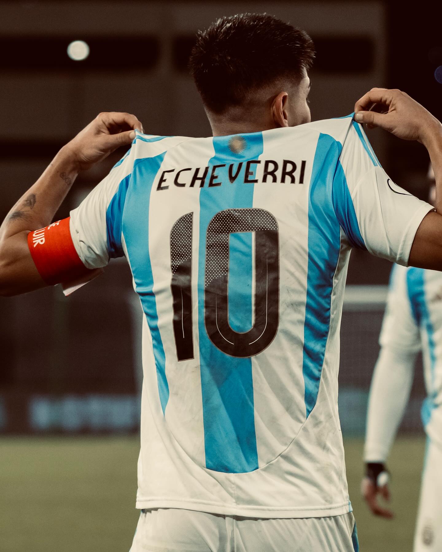 عکس کلودیو اچوری تیم ملی