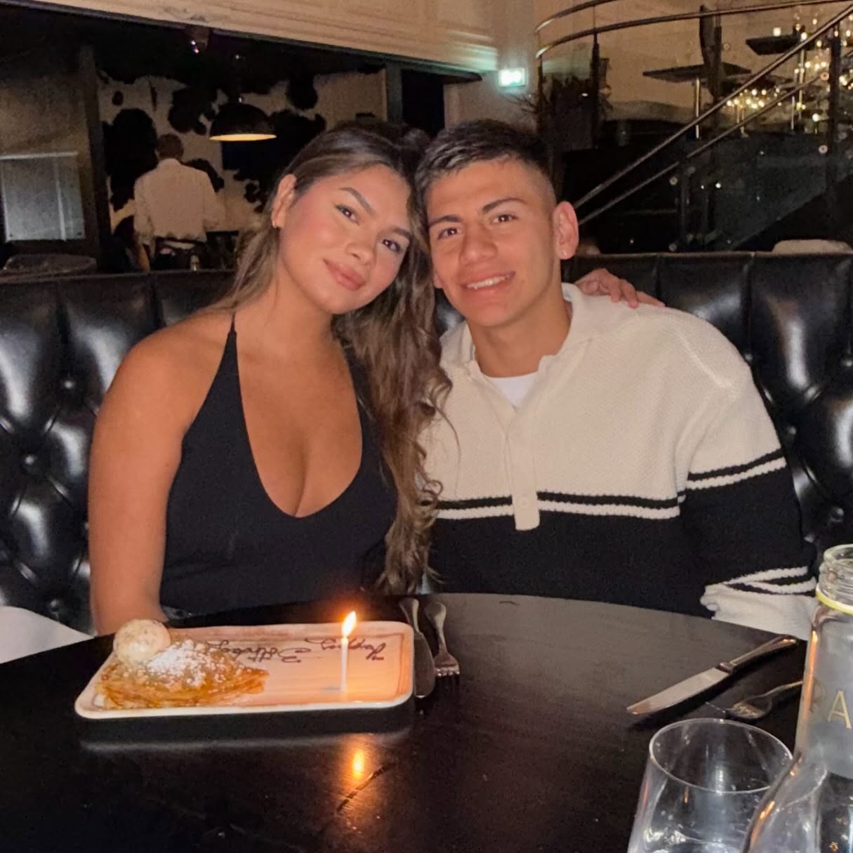 دوست دختر کلودیو اچوری