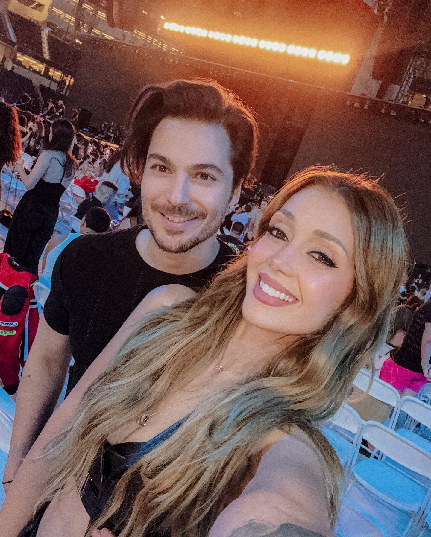 عکس الناز گلرخ و همسرش