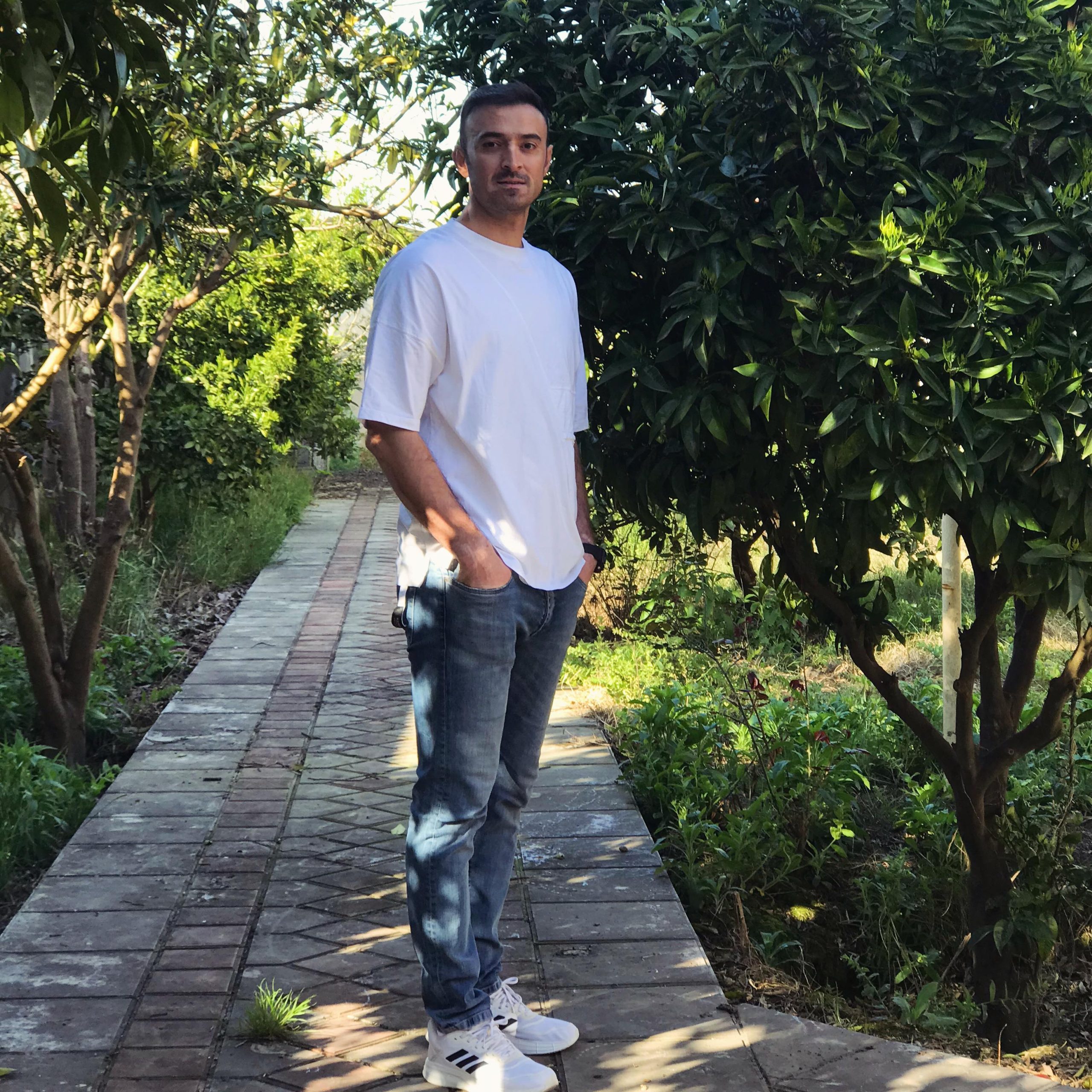 عکس فرهاد نظری افشار در کاله آمل 