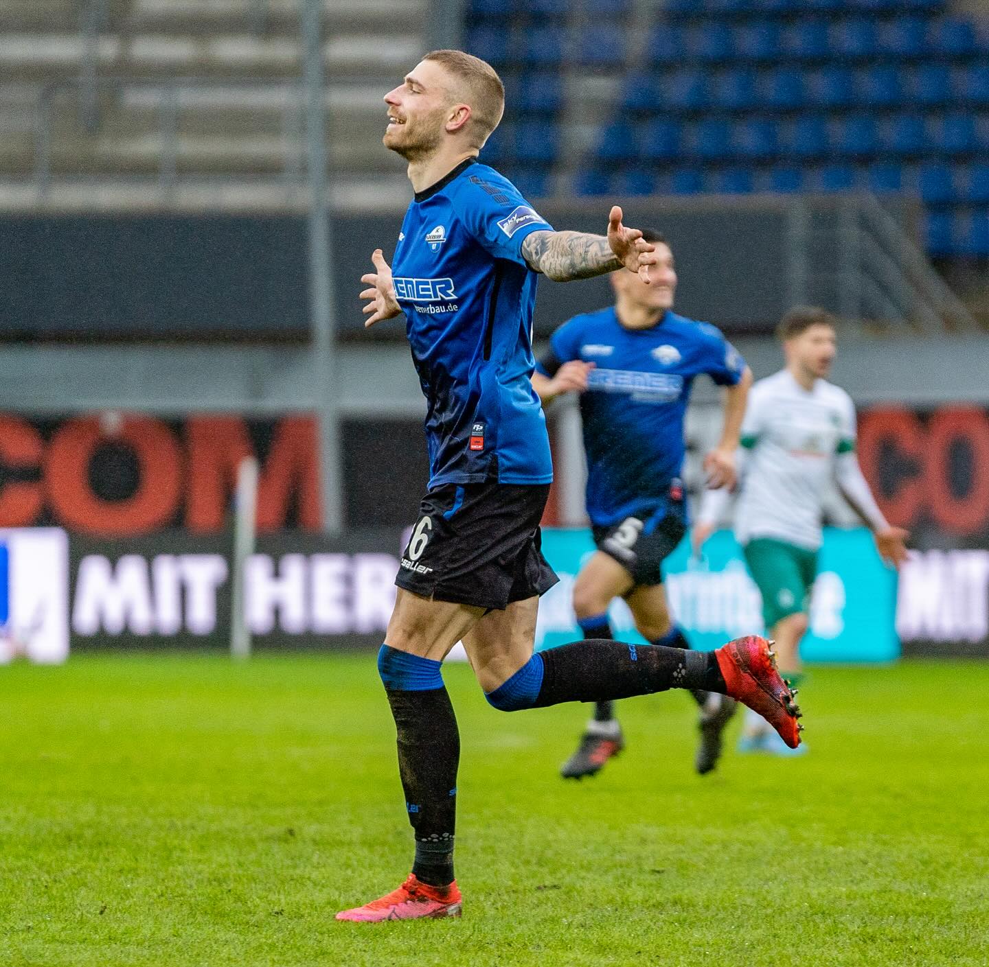 محبوبیت فلیکس پلات در آلمان و ایران