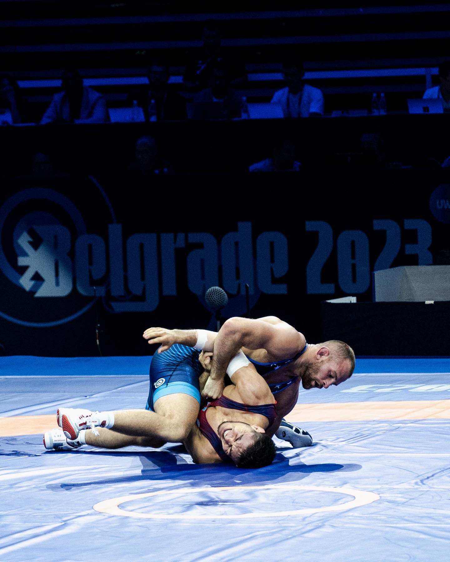 رقابت دیوید تیلور با احسان لشگری