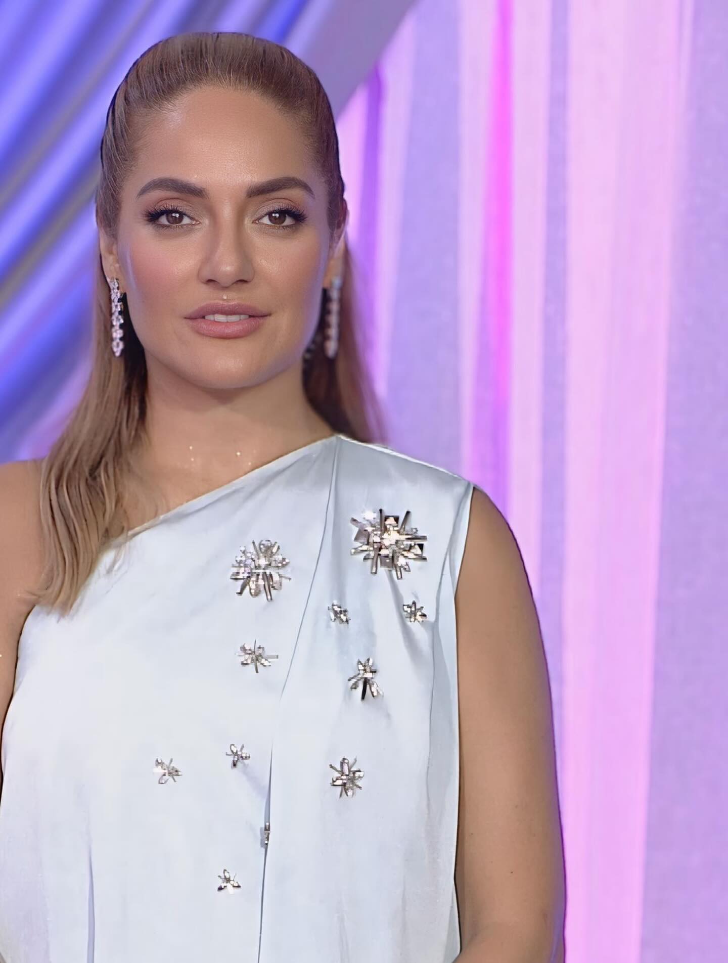 استوری مستهجن مهناز افشار استوری مستهجن مهناز افشار