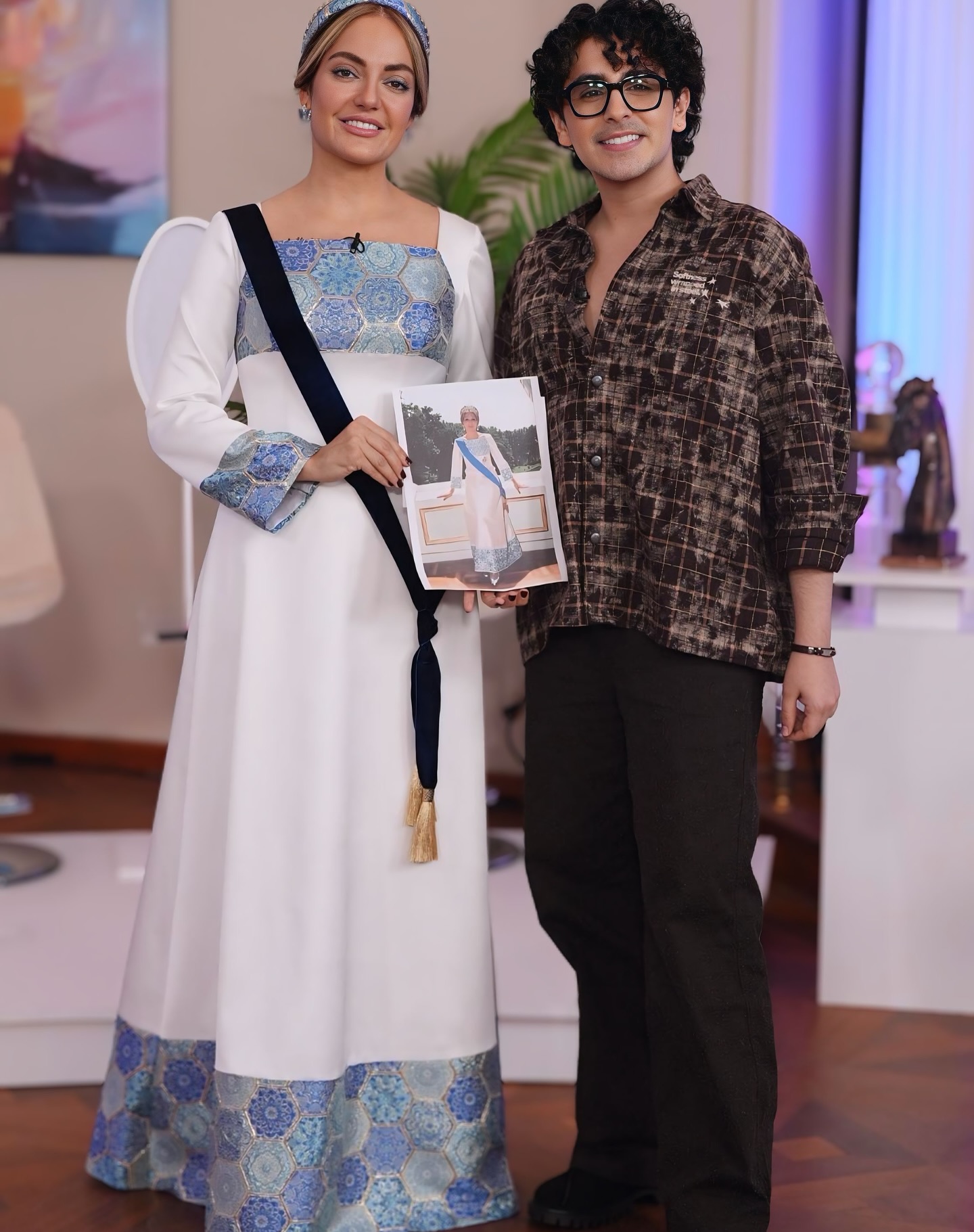 عکس مهناز افشار با طرفداران عکس مهناز افشار با طرفداران