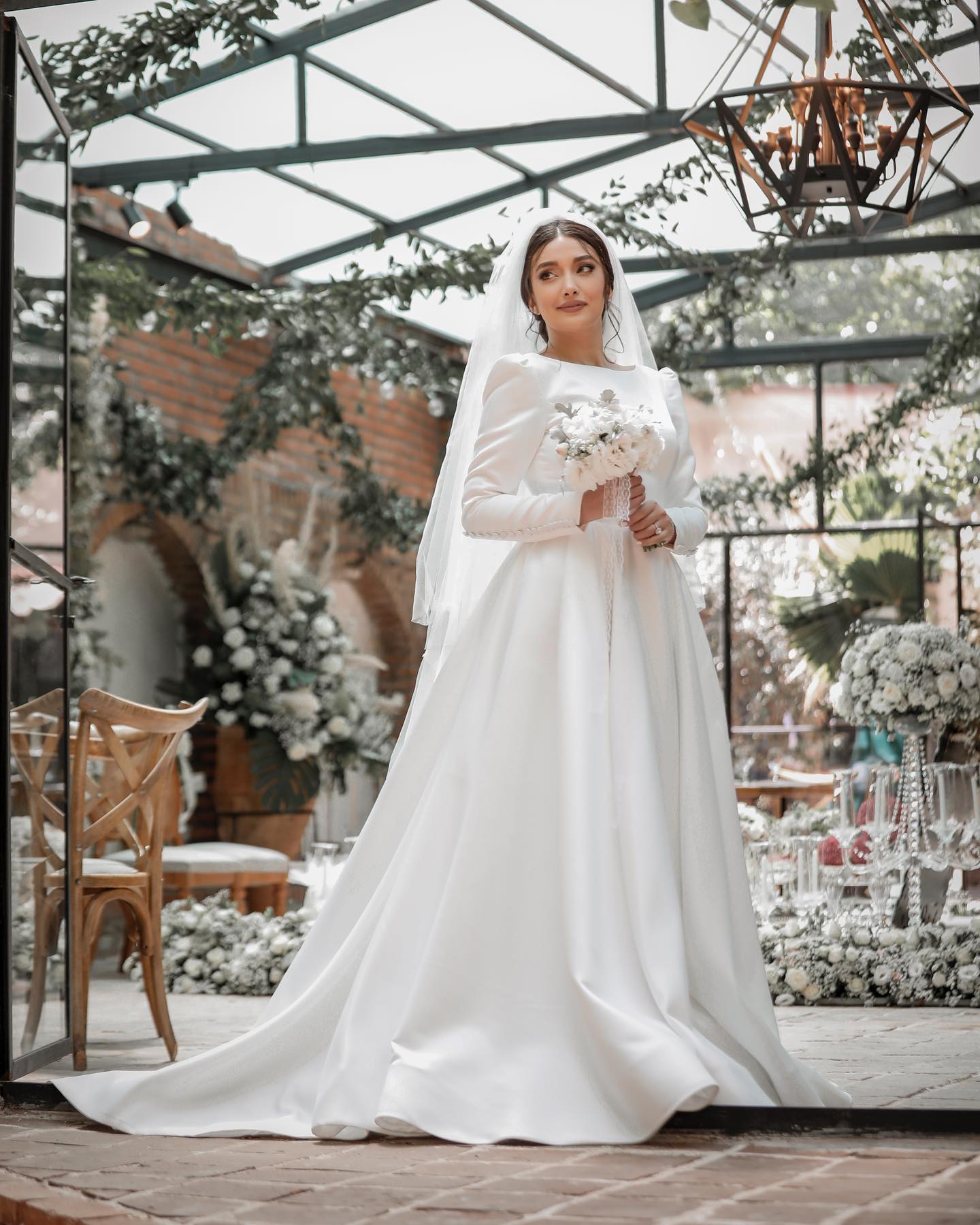 ملینا تاج عروسی