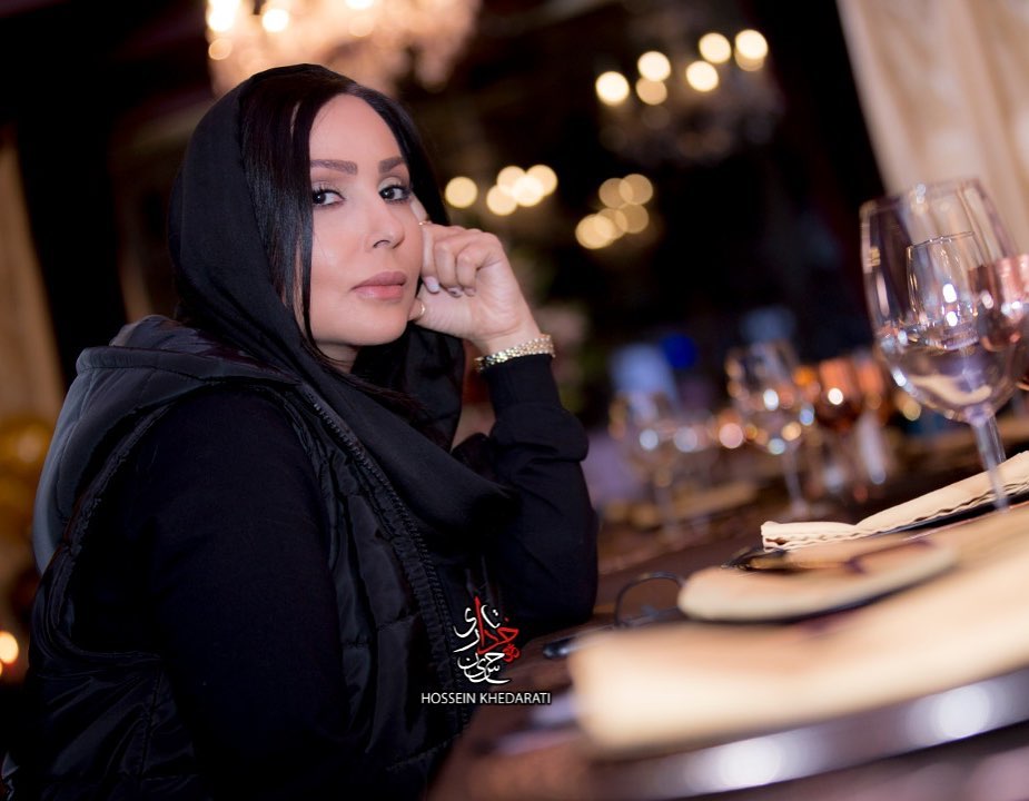 عکس پرستو صالحی جایزه