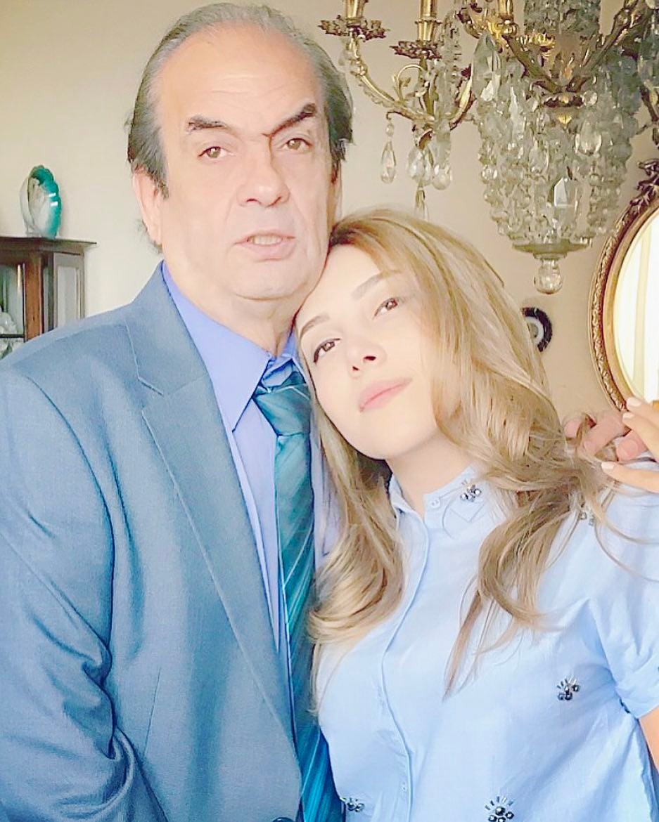 عکس سروین بیات آرایش