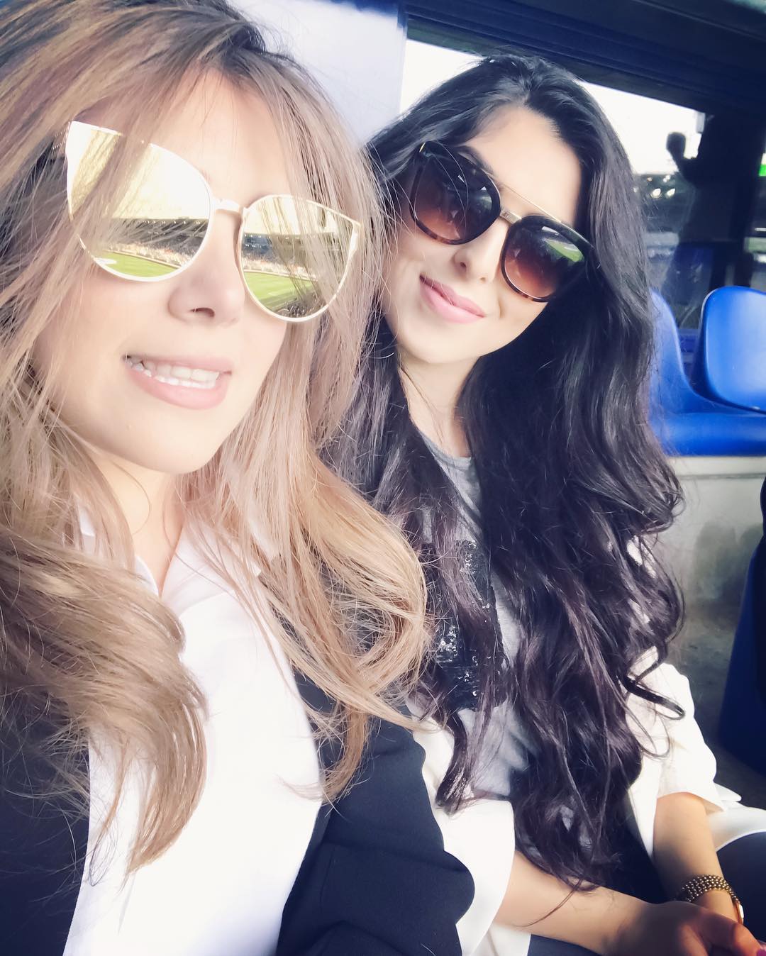 عکس سروین بیات عینک