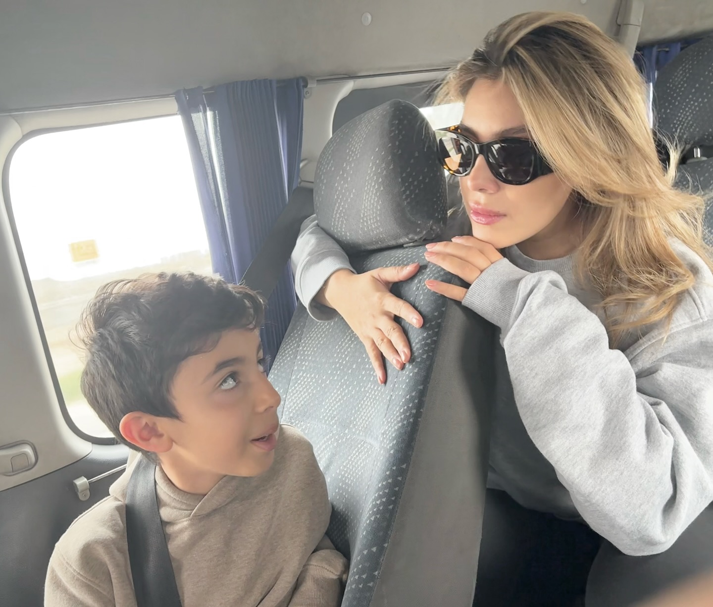 عکس سروین بیات ماشین