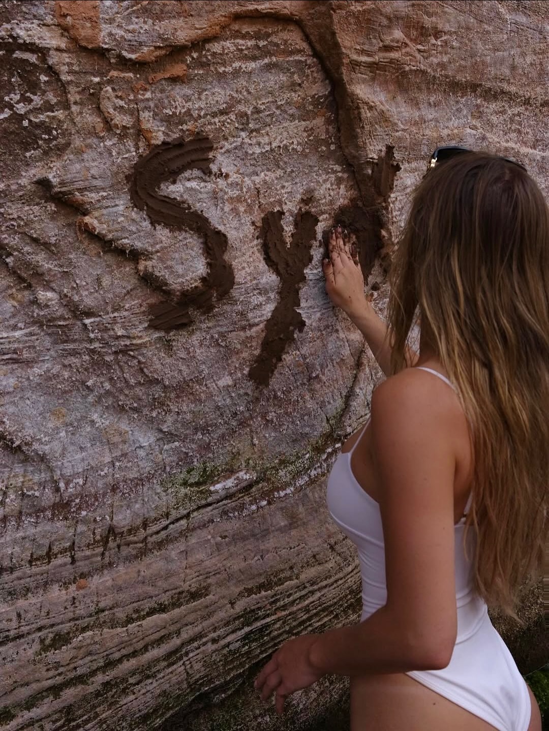 سریالی سکسی