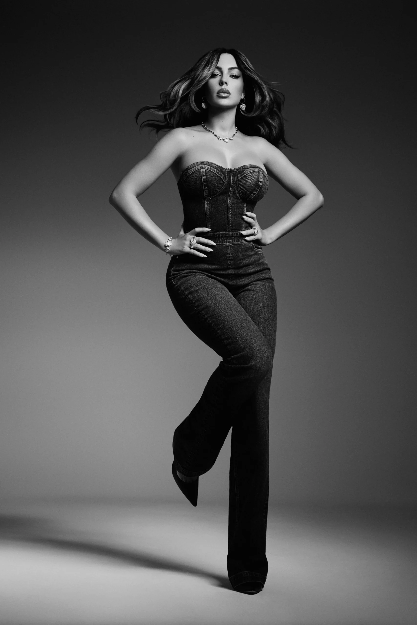 راز تناسب اندام جورجینا رودریگز پس از زایمان چیست؟ راز تناسب اندام جورجینا رودریگز پس از زایمان چیست؟