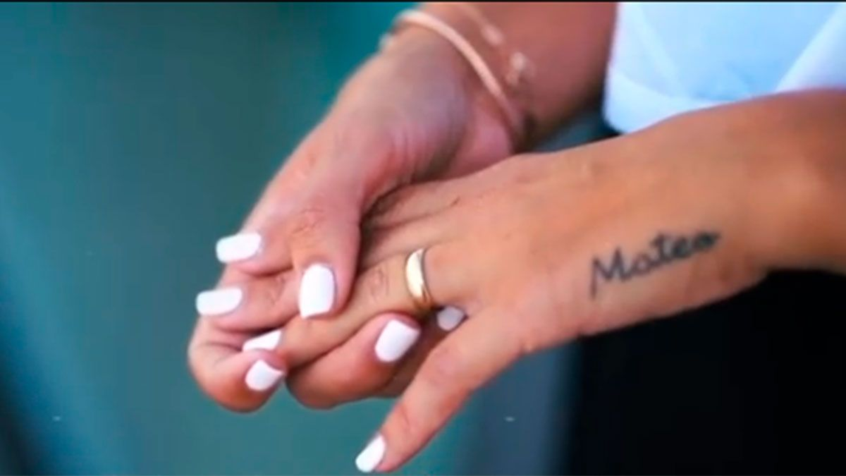 عکس آنتونلا روکوتزو و حلقه ازدواج