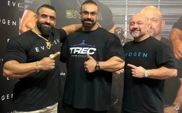 عکس بهروز تابانی با هادی چوپان