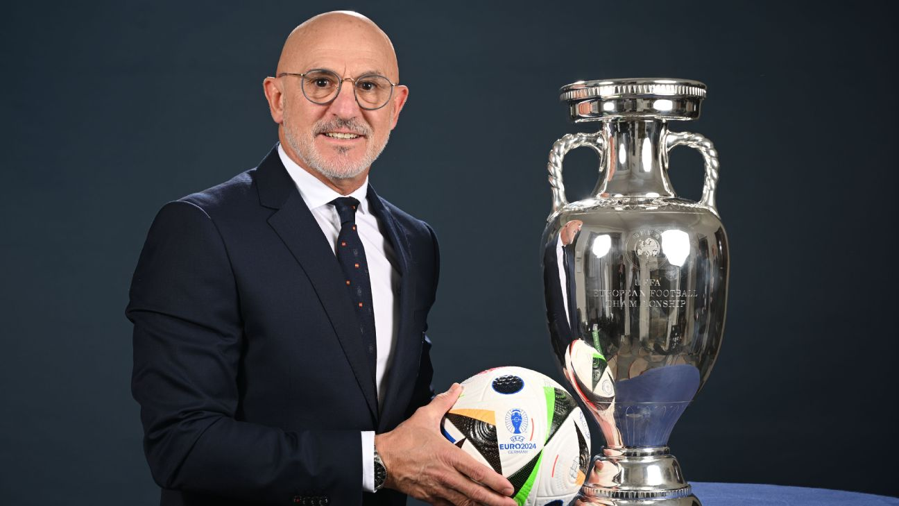 لوئیس د لا فوئنته سرمربی لوئیس د لا فوئنته سرمربی