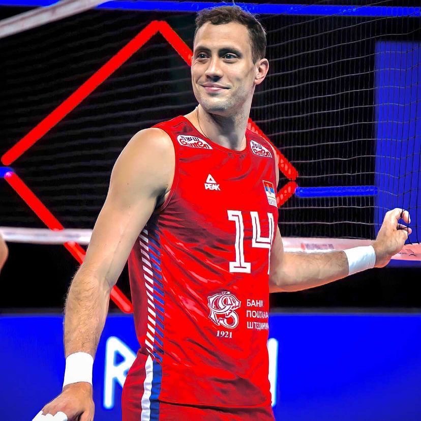 بیوگرافی الکساندر آتاناسیویچ