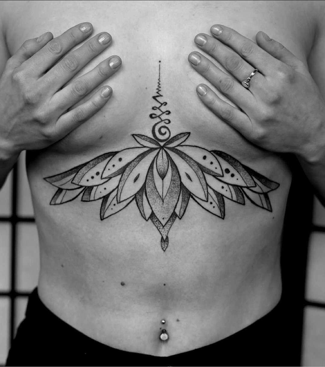 ایده تتو سینه ایده تتو سینه