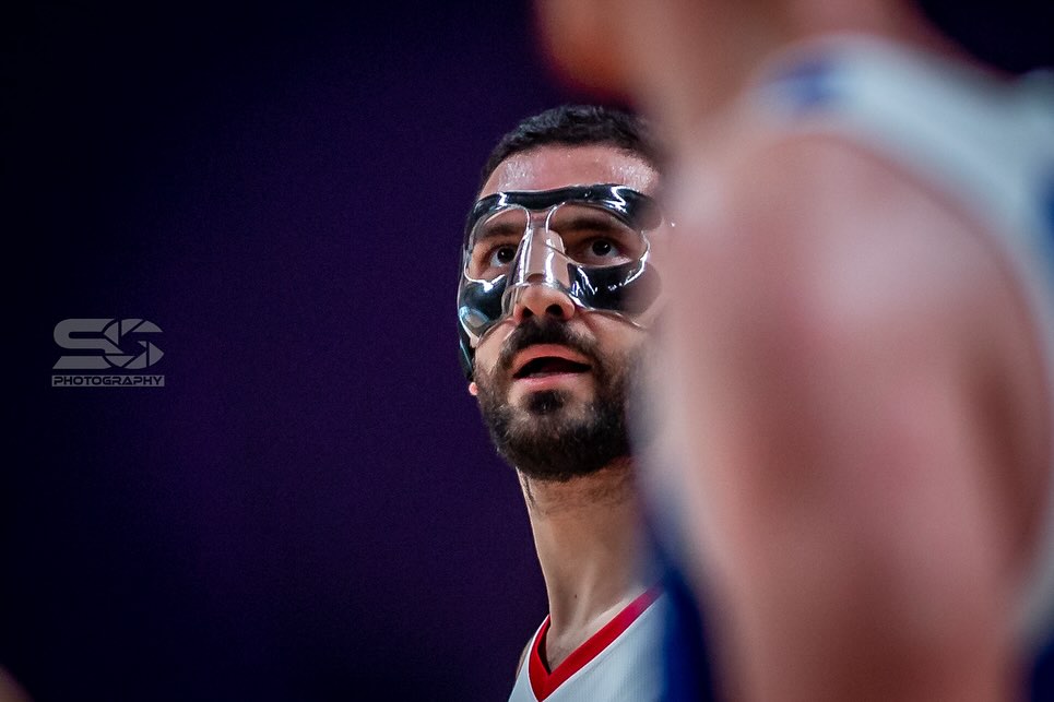 آرمان زنگنه بیوگرافی آرمان زنگنه بیوگرافی