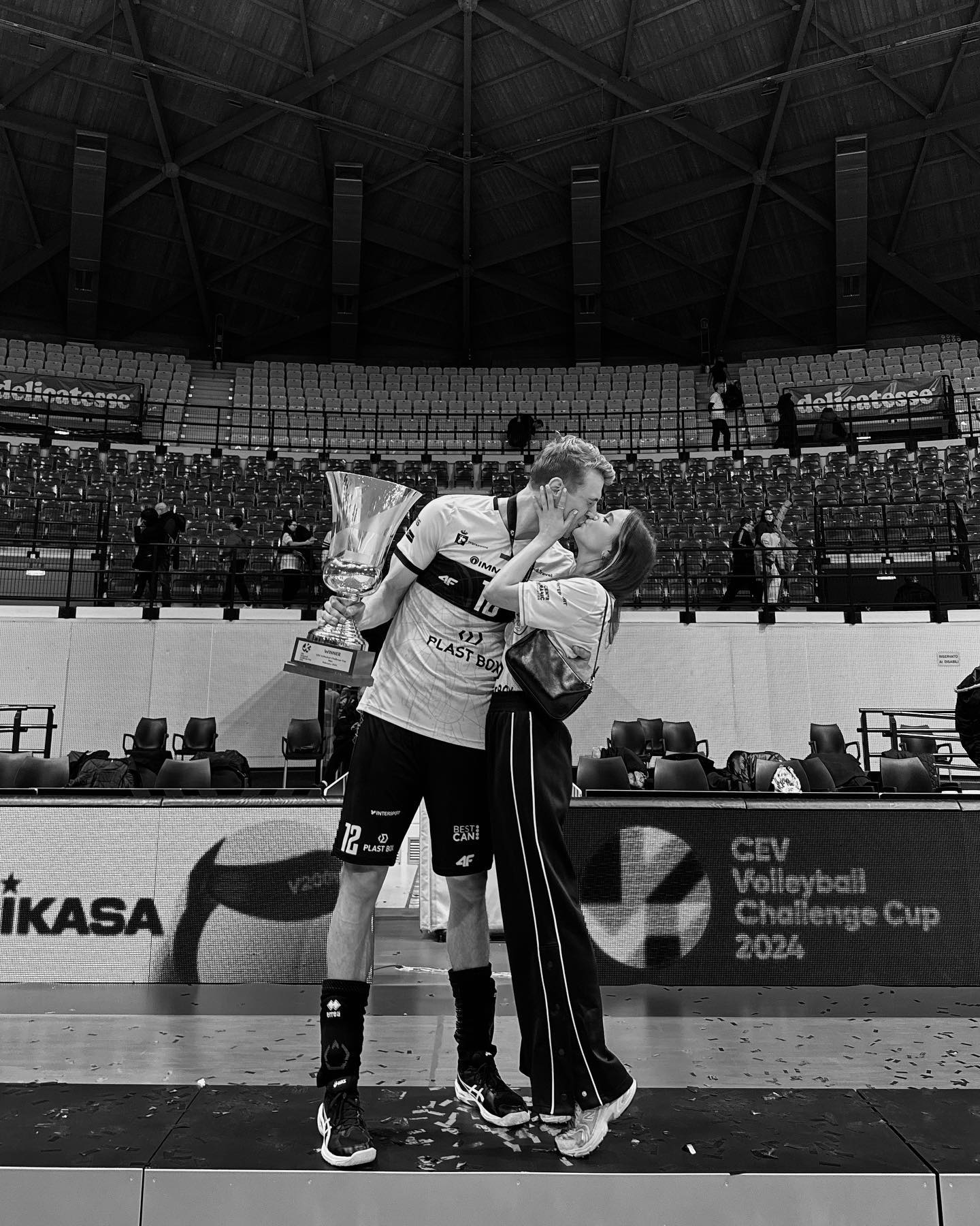 آرتور شالپوک و دوست دخترش