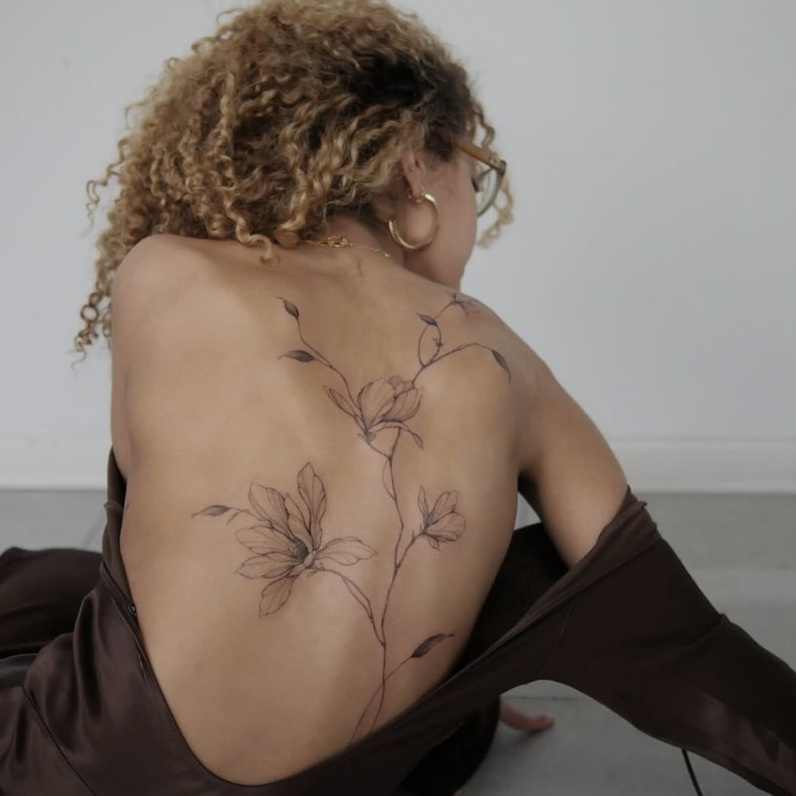 تتو ستون فقرات و کمر تتو ستون فقرات و کمر