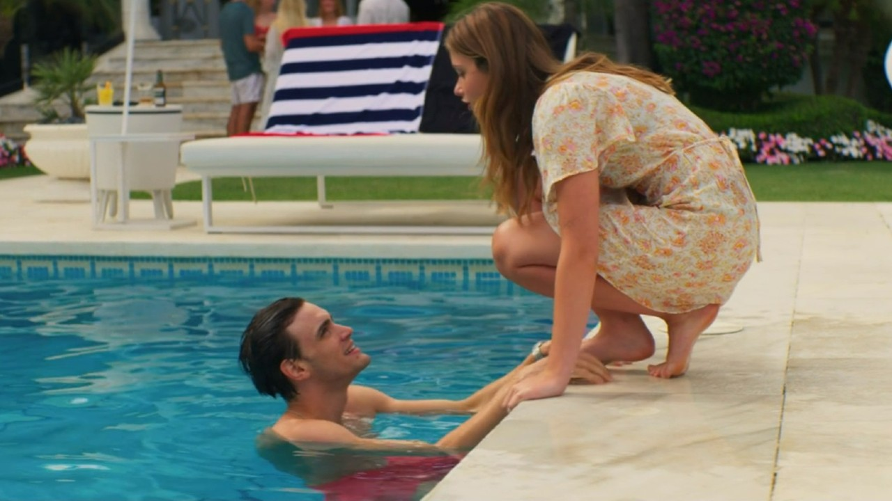 عکس های بازیگران فیلم اشتباه من عکس های بازیگران فیلم اشتباه من