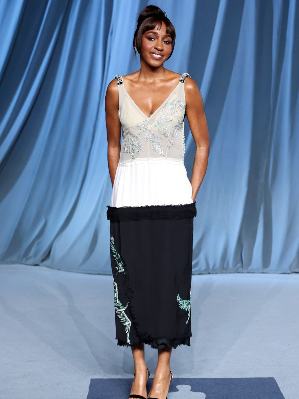 آیو ابدیری بازیگر آیو ابدیری بازیگر