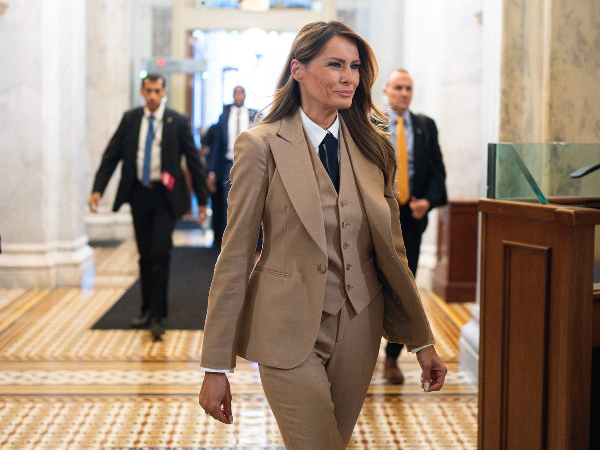 مدل لباس های مختلف ملانیا ترامپ