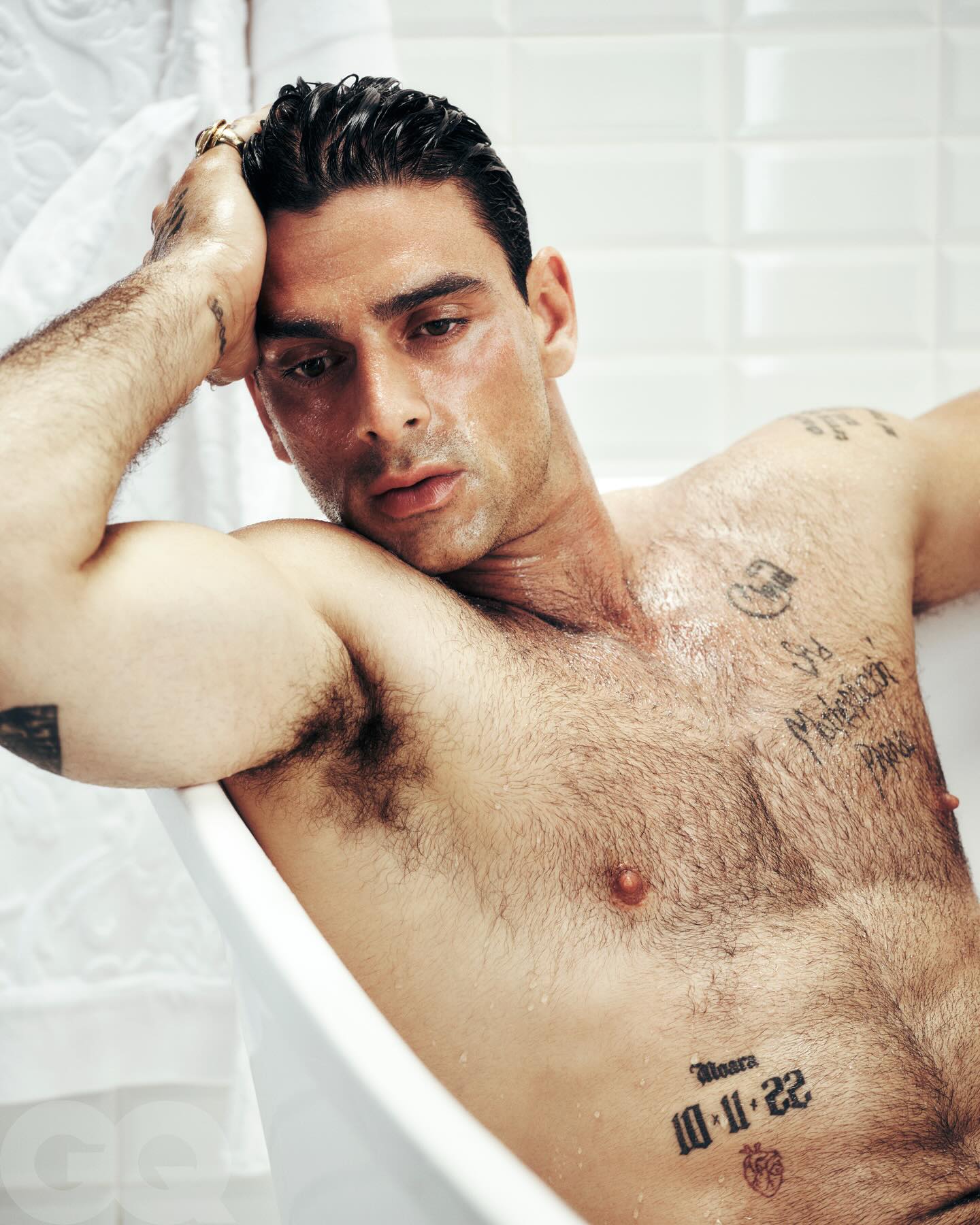 عکس از میکله مورونه عکس از میکله مورونه