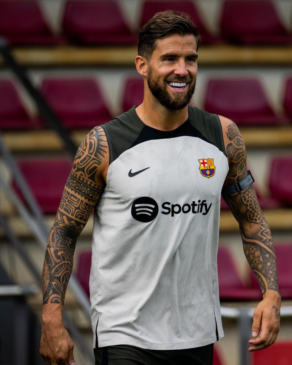 اینیگو مارتینز بارسلونا اینیگو مارتینز بارسلونا