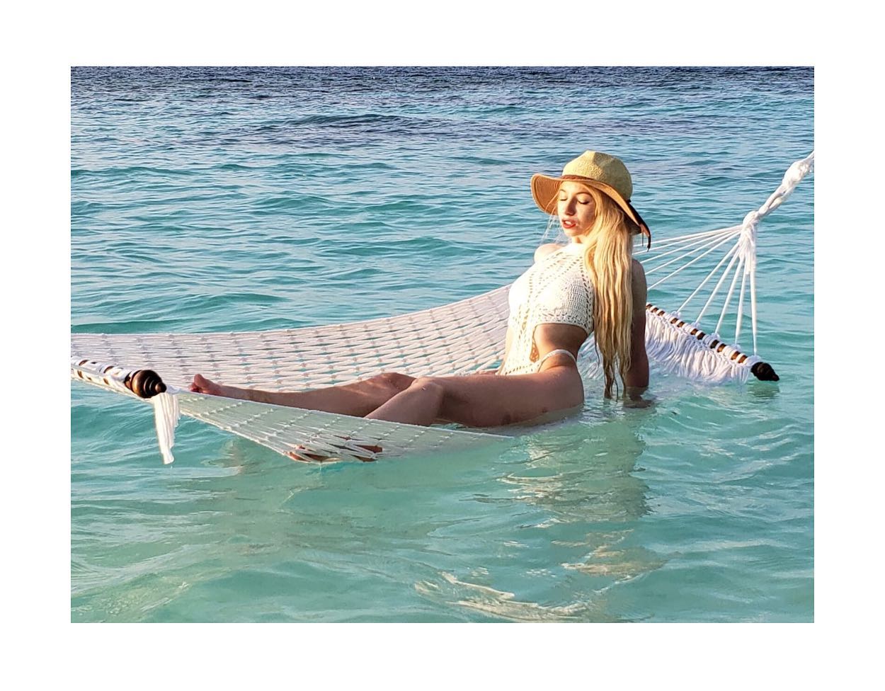 کنزی ریوز dp