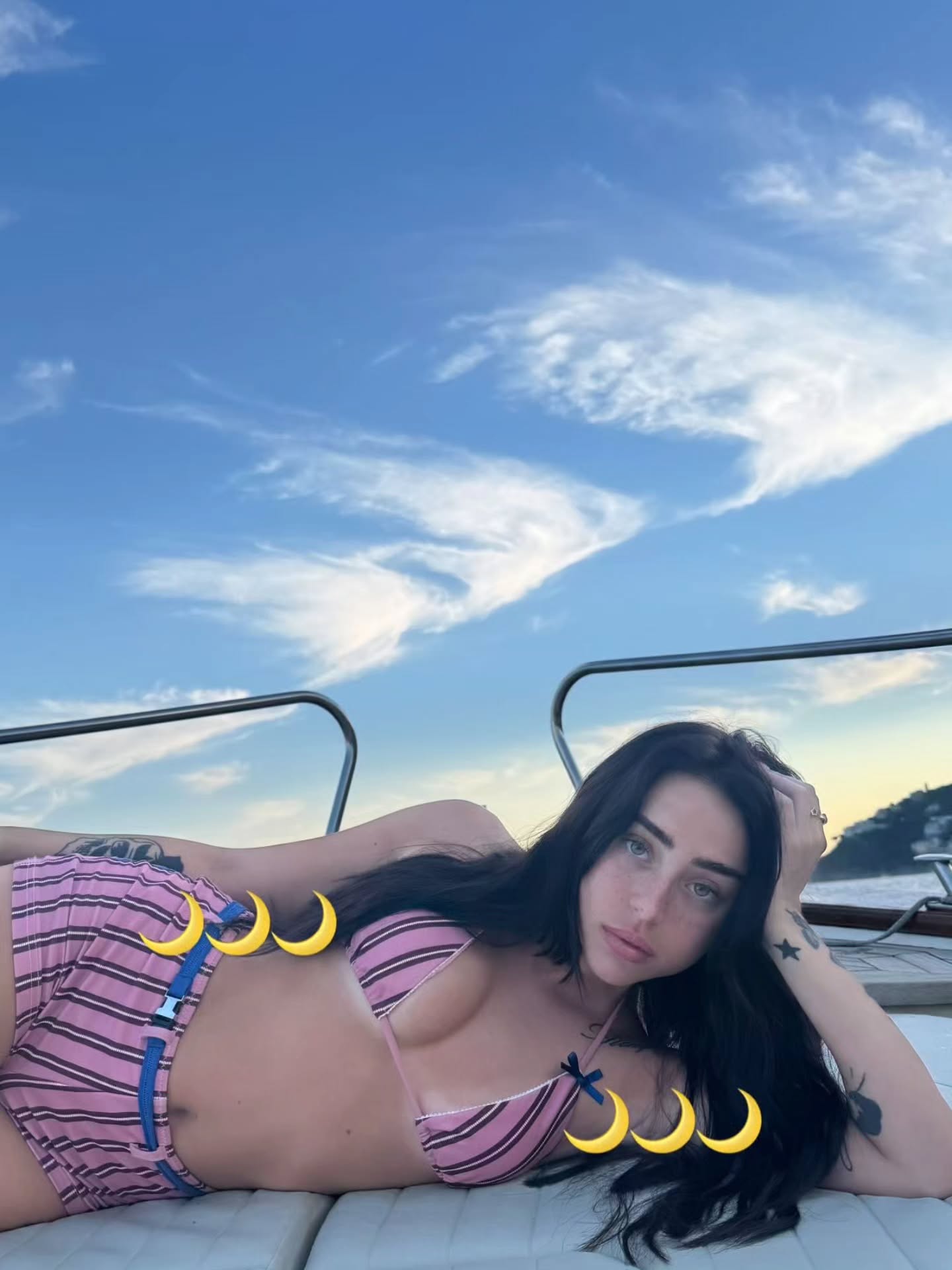 نیکی نیکولای نیکی نیکولای