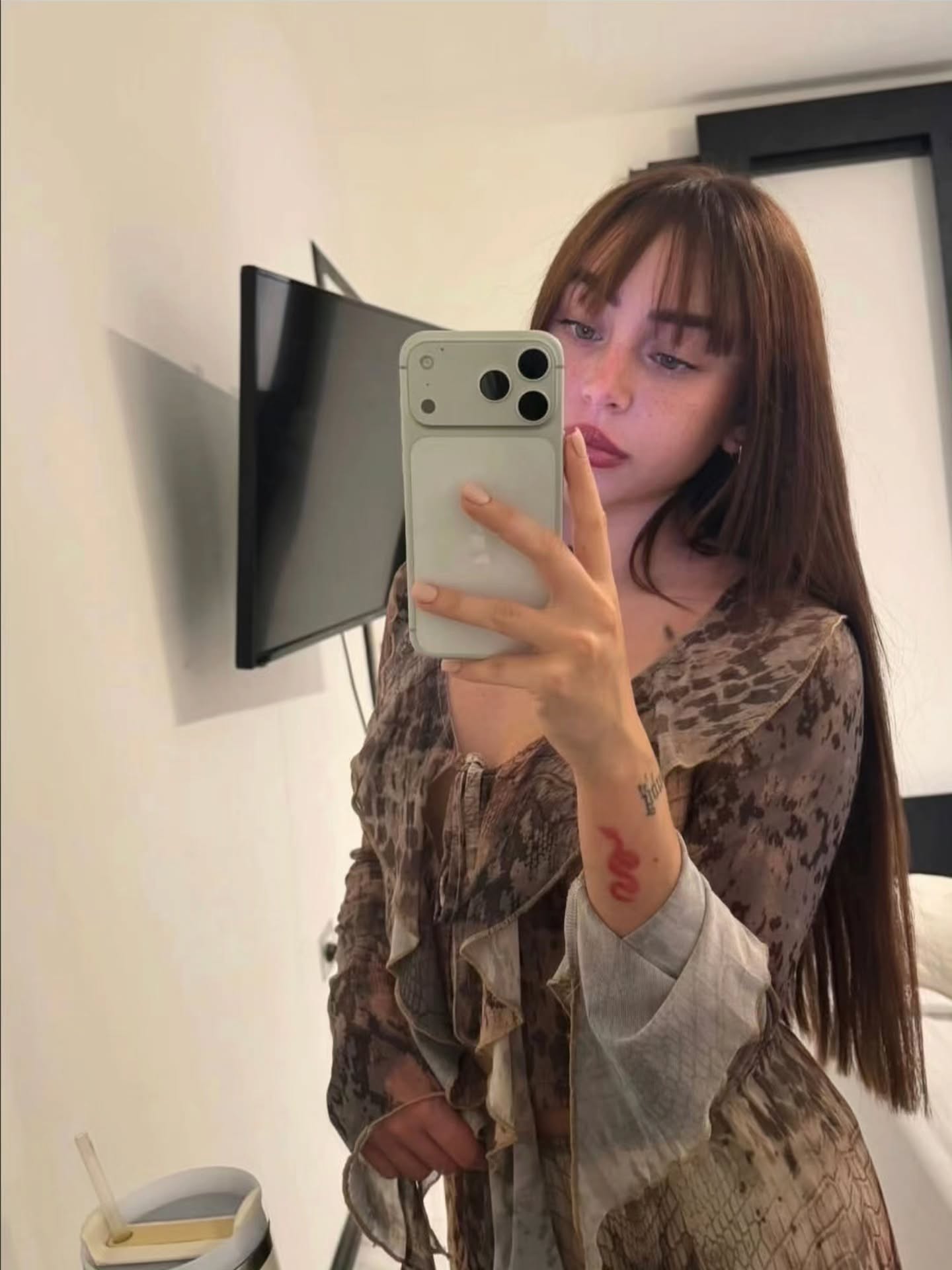 نیکی نیکول پورن هاب نیکی نیکول پورن هاب