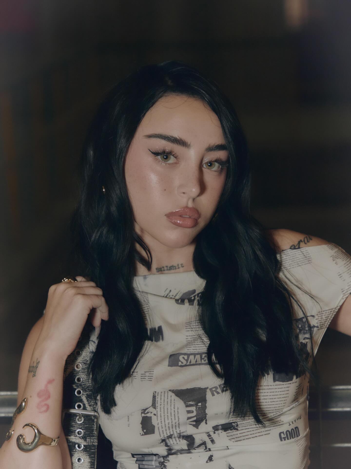 پاهای نیکی نیکول پاهای نیکی نیکول