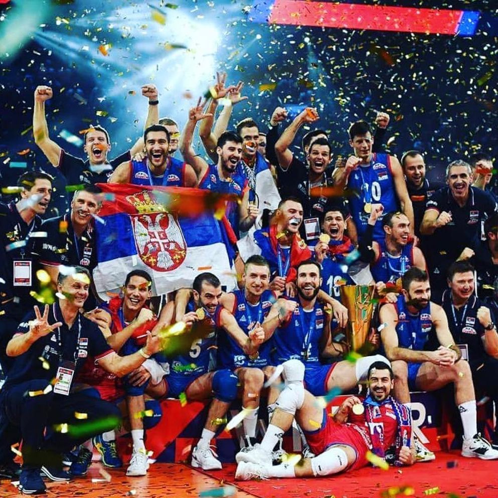 والپیپر اوروش کواچویچ برای کامپیوتر